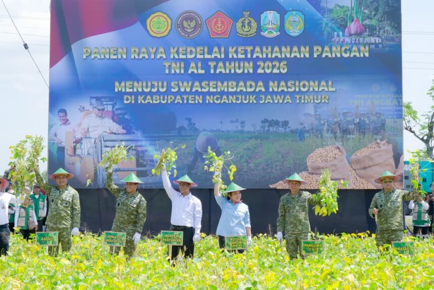 Kegiatan Panen Raya Kedelai di Desa Ngudikan, Kecamatan Wilangan, Kabupaten Nganjuk, Kamis (14/5/2026). Foto: Ist