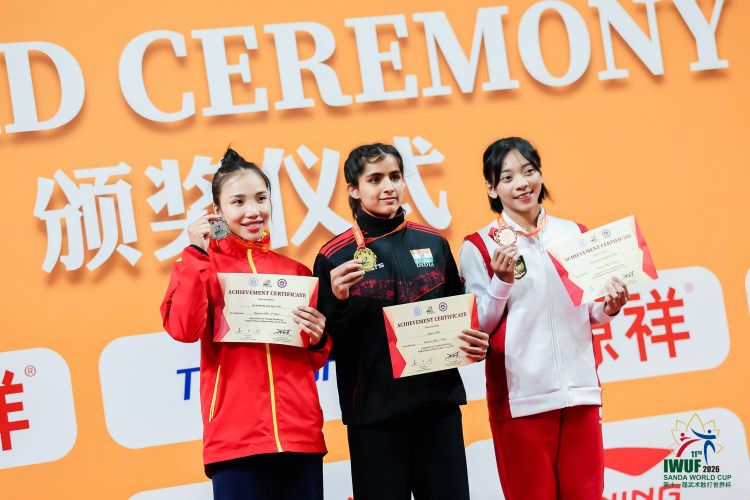 Atlet Sanda Putri andalan Indonesia, Tharisa Dea Florentina merasa senang bisa mempersembahkan medali perunggu bagi Indonesia pada Sanda World Cup 2026 di Macao, 11-16 Mei 2026.
