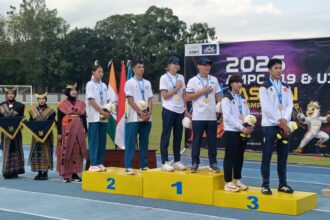 Kontingen Kazakstan tak terbendung keluar menjadi juara umum Kejuaraan Asia U-17 & U-19 Modern Pentathlon 3026, setelah di hari terakhir memborong dua medali emas dari kategori Mixed Relay U-17 dan U-19, Sabtu (16/5/2026), di Kompleks Olahraga Akademi Angkatan Udara (AAU) Yogjakarta