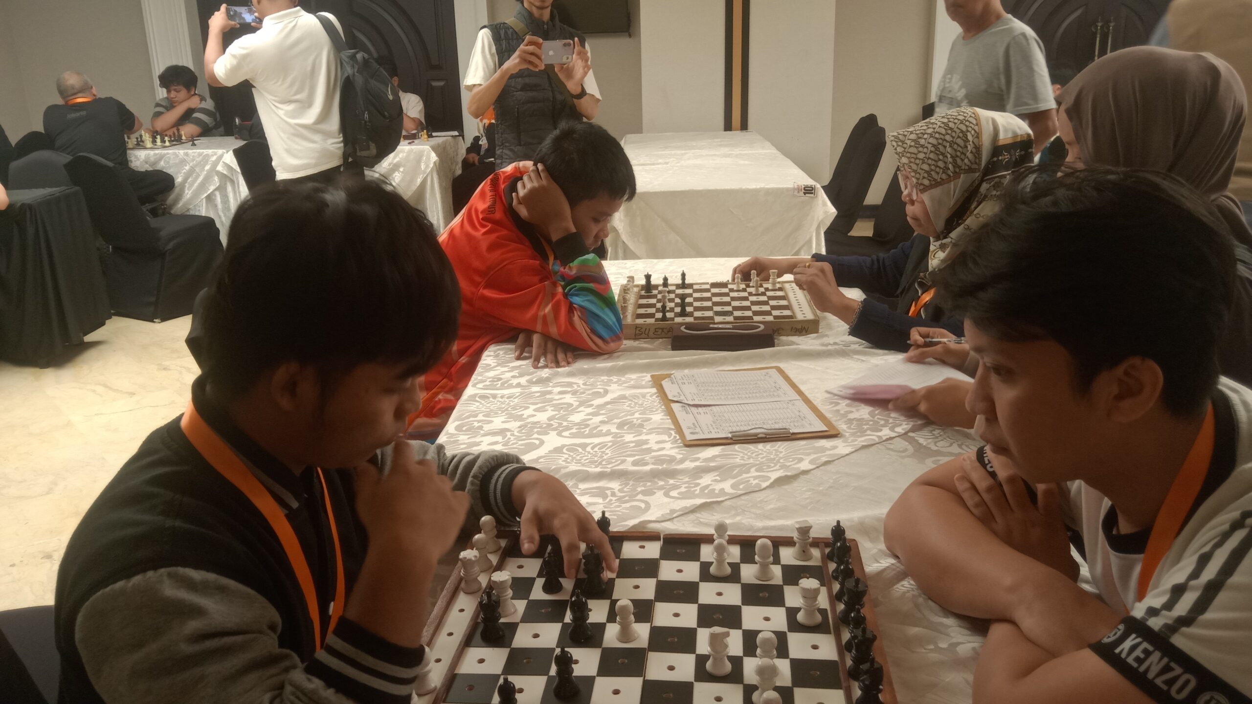 JAPFA Internasional FIDE Rated Apresiasi Atlet Difabel, GM Novendra Pimpin Babak Lima dengan 4,5 VP 2 IMG 20260524 164437 scaled