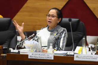 Wakil Ketua Komisi X DPR RI, MY Esti Wijayanti. Foto Parlementaria