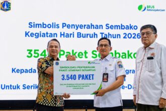 Badan Penyelenggara Jaminan Sosial (BPJS) Ketenagakerjaan Kantor Wilayah DKI Jakarta menyalurkan sebanyak 3.540 paket sembako kepada serikat pekerja