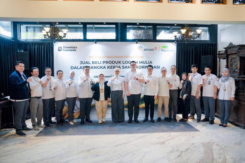 Perkuat Ekosistem Emas Nasional, PT Pegadaian dan PT ANTAM (Persero) Tbk Jalin Sinergi Strategis Perdagangan Logam Mulia 2 WhatsApp Image 2026 05 25 at 18.01.59 1