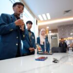 Robot serangga hibrida diperkenalkan Universitas Diponegoro kepada Kepala BNPB Suharyanto saat melakukan simulasi di Graha BNPB, Rawamangun, Jakarta Timur, Kamis (7/5/2026). Foto: Ist