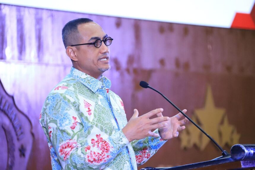Kepala Eksekutif Pengawas Pasar Modal, Keuangan Derivatif, dan Bursa Karbon OJK Hasan Fawzi