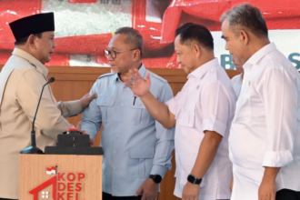 Presiden RI bersama para menterinya saat meresmikanKopdes Merah Putih di Nganjuk Jatim. Foto: Dok Humas
