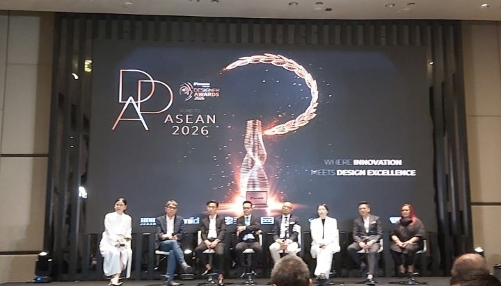 PT Daikin Airconditioning Indonesia saat secara menggelar konferensi pers dimulainya DAIKIN Designer Award 2026. Foto: Ahmad/ipol.id