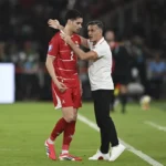 Pelatih John Herdman dan timnas PSSI Senior. Foto : Ist