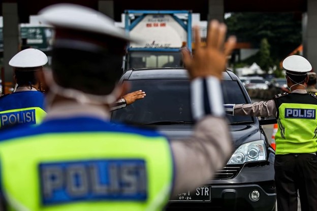 pro kontra larangan polisi live di medsos saat bertugas 06052026 071301