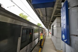 stasiun bekasi timur