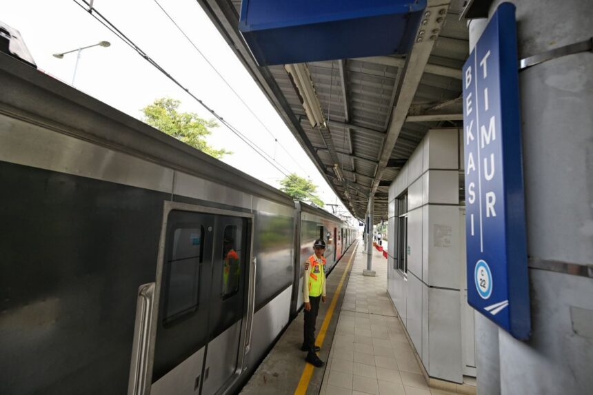 stasiun bekasi timur