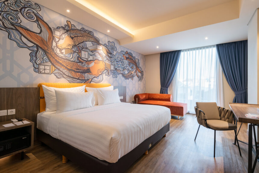 Waringin Hospitality Hotel Group (WHHG) dan Taman Impian Jaya Ancol, secara resmi mengumumkan kolaborasi strategis bertajuk "Magical Staycation". (istimewa /dok. WHHG)