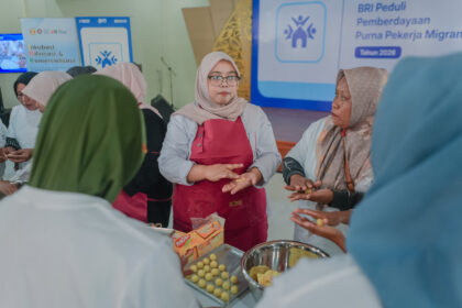 BRI Peduli kembali melaksanakan Program Pemberdayaan Purna Pekerja Migran Indonesia (PMI) yang ditujukan khusus bagi para pekerja migran Indonesia yang telah menyelesaikan masa kontrak kerjanya di luar negeri dan kembali ke tanah air. Foto: Dok BRI