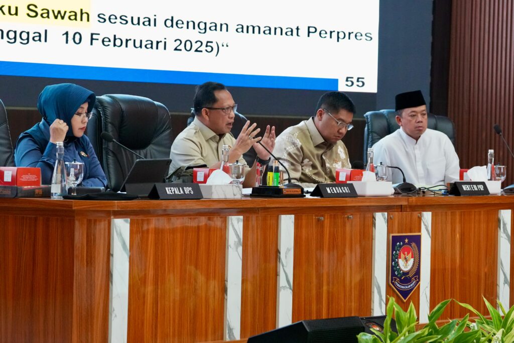SEB Mendagri dan Menteri ATR/Kepala BPN Jadi Pedoman Pelindungan Lahan Pertanian Pangan Berkelanjutan 2 78d7300f 2552 4591 9403 92ae2bdc40db