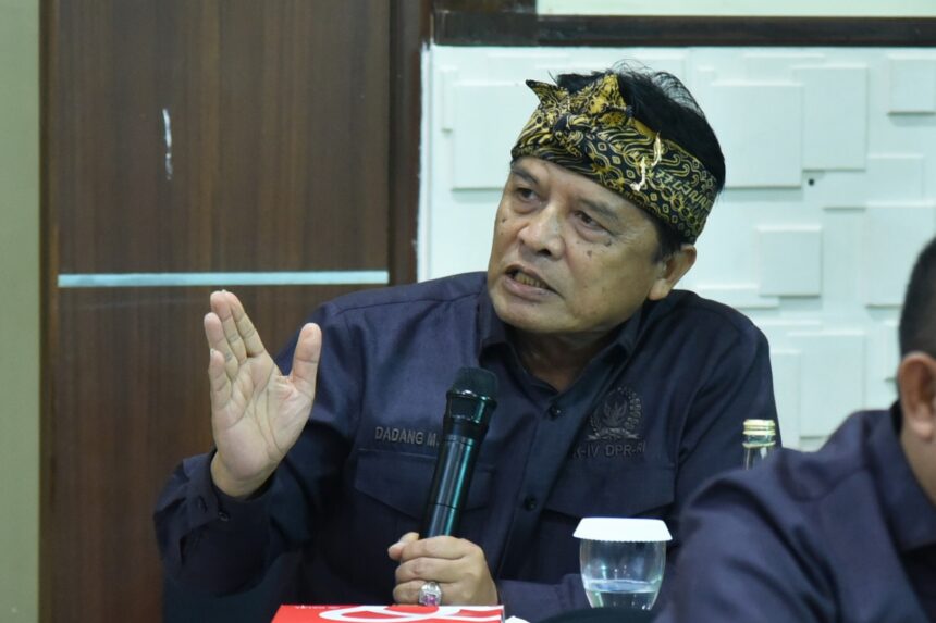 Anggota Komisi IV DPR RI Dadang M Naser saat melakukan pembahasan Panitia Kerja Panja Rancangan 20260614200400