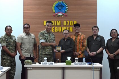 Anggota Komisi I DPR RI Taufiq R Abdullah saat mengikuti Kunjungan Kerja Spesifik Komisi I DPR RI 20260613120958