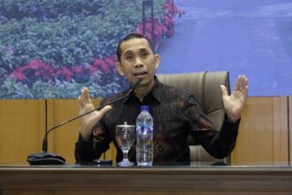 Anggota Komisi XI DPR RI Kamrussamad saat mengikuti diskusi Koordinatoriat Wartawan Parlemen KWP 20260619091428 1