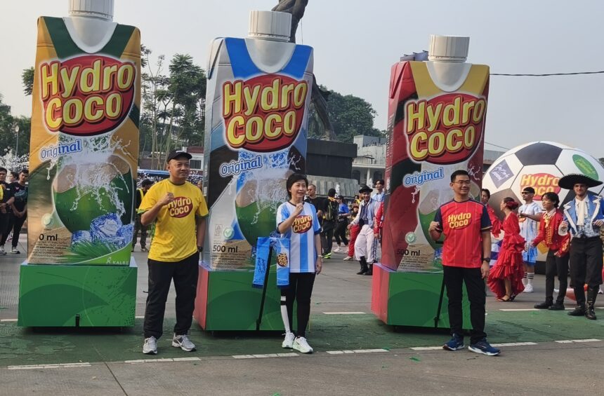 Presiden Direktur Kalbe Nutritionals, Fanny Kurniati (tengah) saat peluncuran kampanye di CFD Jakarta. Foto: timur/ipol.id