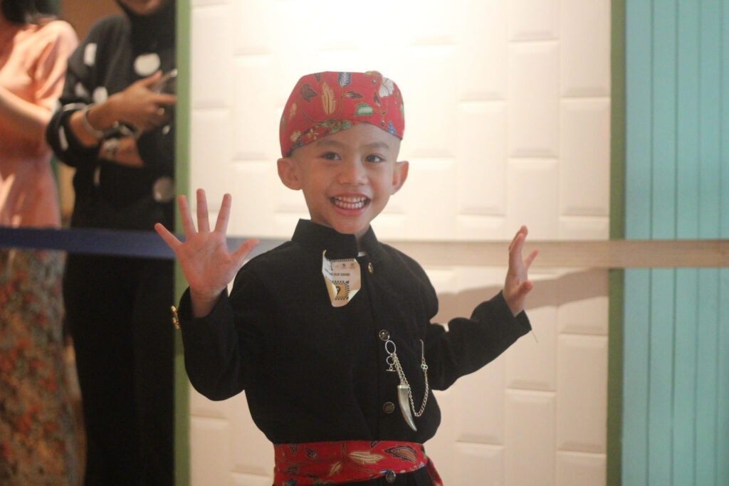 Mercure Jakarta Sabang menghadirkan kembali Abang None Cilik Competition sebagai bagian dari rangkaian acara Rona Betawi di Sabang. (istimewa/dok. Mercure Jakarta Sabang)