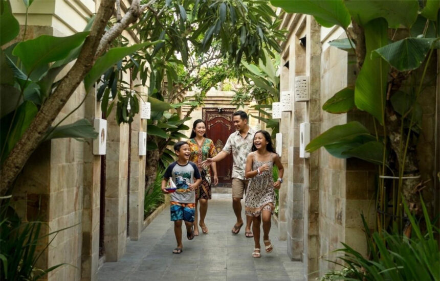 Menyambut musim liburan sekolah yang dinanti-nanti, BWH Hotels Indonesia resmi meluncurkan kampanye terbarunya bertajuk "Let’s Play Holiday". (istimewa/dok. BWH Hotels Indonesia).