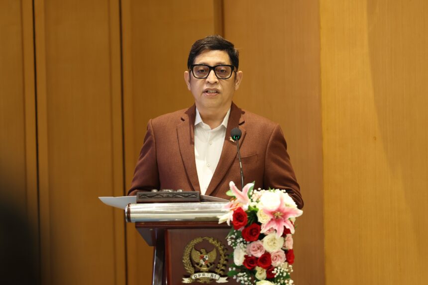 Ketua Baleg DPR RI Bob Hasan dalam agenda seminar bertajuk Bill Cost Estimation dalam Pembentuk20260617081337