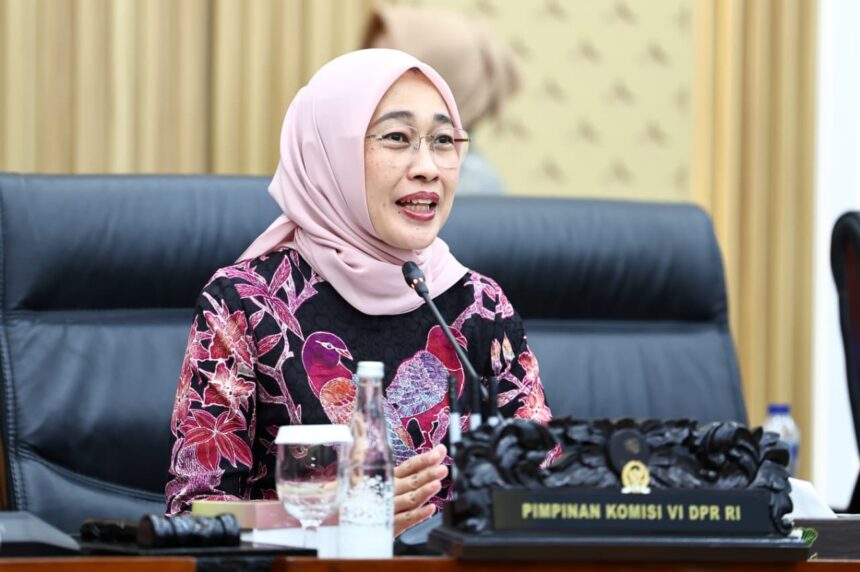 Ketua Komisi VI DPR RI Anggia Erma Rini saat memimpin Rapat Dengar Pendapat RDP Komisi VI DPR RI20260622144519