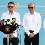 Dirut PLN Darmawan Prasodjo memberikan keterangan kepada awak media di Kompleks Istana Kepresidenan Jakarta, Senin (22/6/2026). Foto: BPMI Setpres