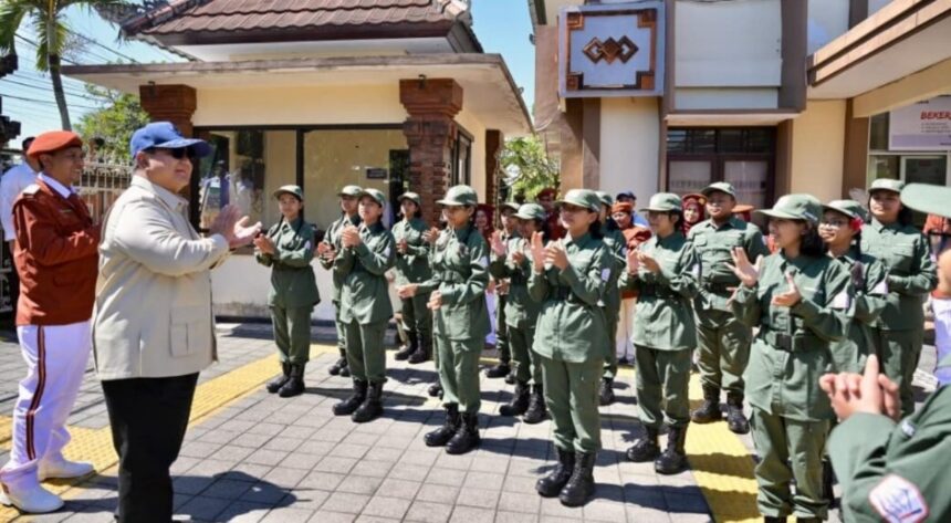 Presiden Prabowo Subianto meninjau SRMP 17 Tabanan, Bali, Minggu (7/6/2026). Foto: BPMI Setpres