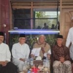 Pengurus PBNU sowan ke KH Nurul Huda Djazuli Ploso, Kediri, Jawa Timur. Foto: Al-Falah Ploso