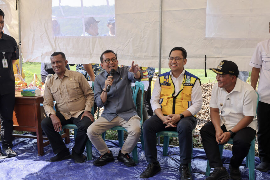 Wakil Ketua Komisi V DPR RI Syaiful Huda saat kunjungan kerja spesifik Komisi V DPR RI di Kantor Bu20260619081243 1