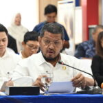 Wakil Ketua Komisi V DPR RI Roberth Rouw dalam Kunjungan Kerja Spesifik Komisi V DPR RI ke Pelabuh20260619080511