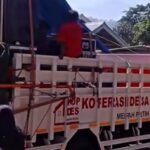 Truk operasional Koperasi Desa Merah Putih diduga digunakan untuk mengangkut perangkat sound horeg, video yang disebut terjadi di Malang, Jawa Timur. Foto: Tangkap layar TikTok @huda_08_