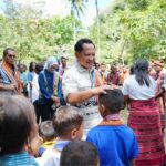Mendagri Muhammad Tito Karnavian mengunjungi Desa Adat Matabesi di Kabupaten Belu, NTT, Minggu (28/6/2026). Foto: Kemendagri