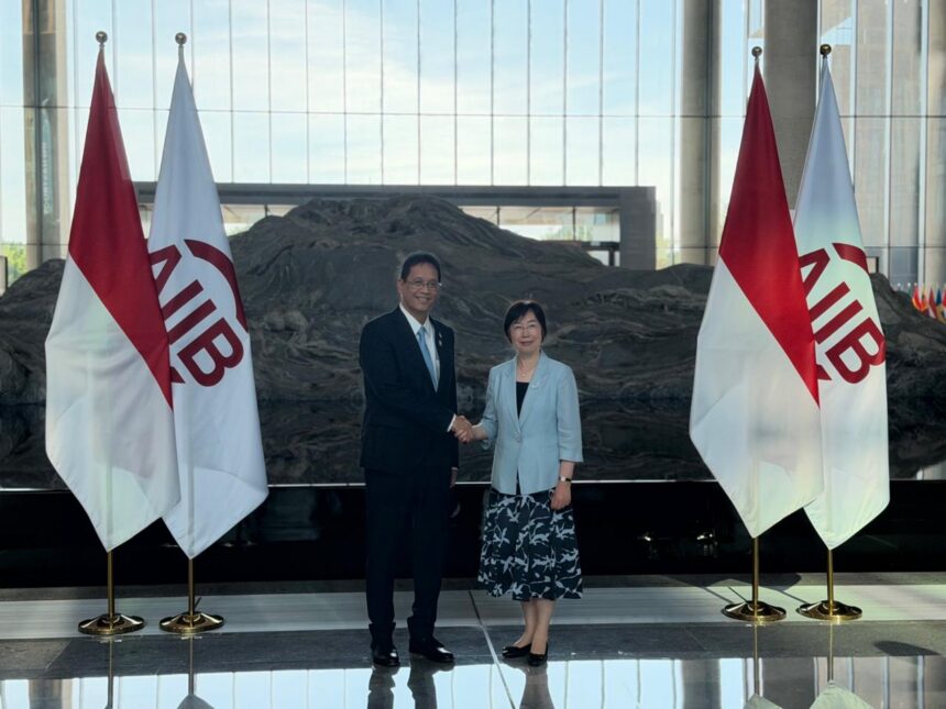 aiib