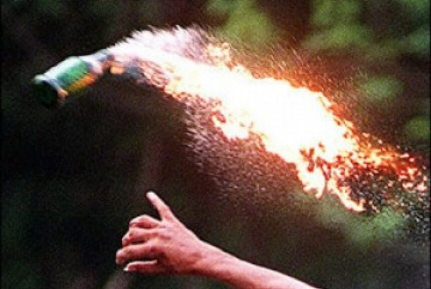 Ilustrasi bom molotov