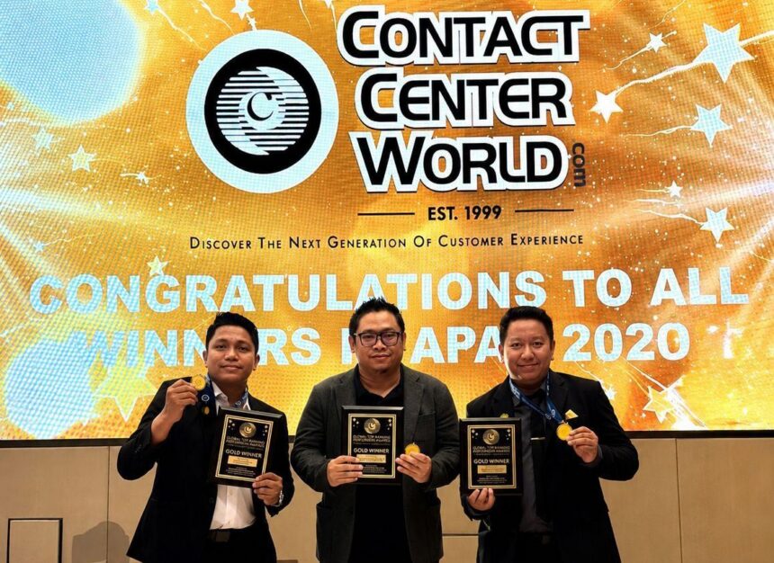 PT Pegadaian borong tiga penghargaan Gold pada ajang Contact Center World Asia Pacific 2026, di Putrajaya, Malaysia. Foto: Pegadaian