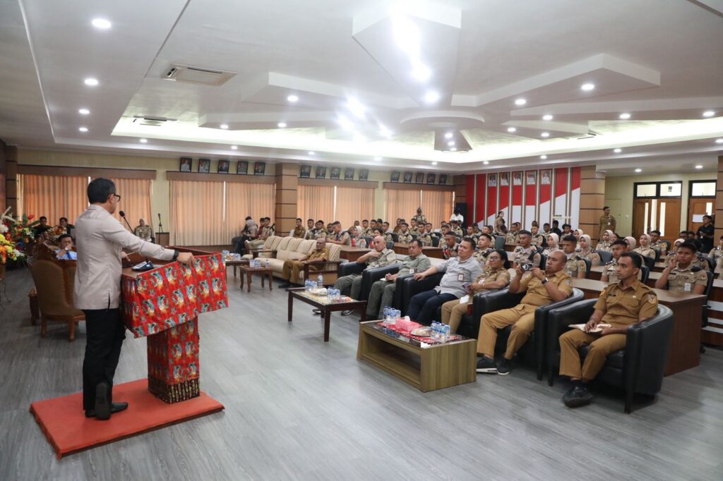 Beri Bekal Praja IPDN Papua, Wamendagri Bima: Pemimpin Harus Punya Ideologi, Strategi, dan Taktik 2 d2df9afb ed2f 49ee 9da4 524901fe9c39