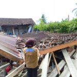 Rumah warga rusak akibat gempa bumi di Kabupaten Parigi Moutong, Sulawesi Tengah, Selasa (16/6/2026). Foto: BPBD Kabupaten Parigi Moutong