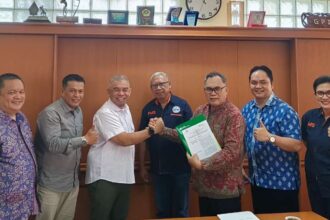 KOMPAK: Kepala Kantor Cabang BPJS Ketenagakerjaan Jakarta Kebon Sirih Indra Iswanto (ketiga dari kiri). Foto BPJS Ketenagakerjaan