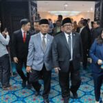 Wagub Rano Karno usai mengikuti rapat paripurna DPRD DKI bersama dengan anggota Fraksi Demokrat, Lazarus. Foto: Ist