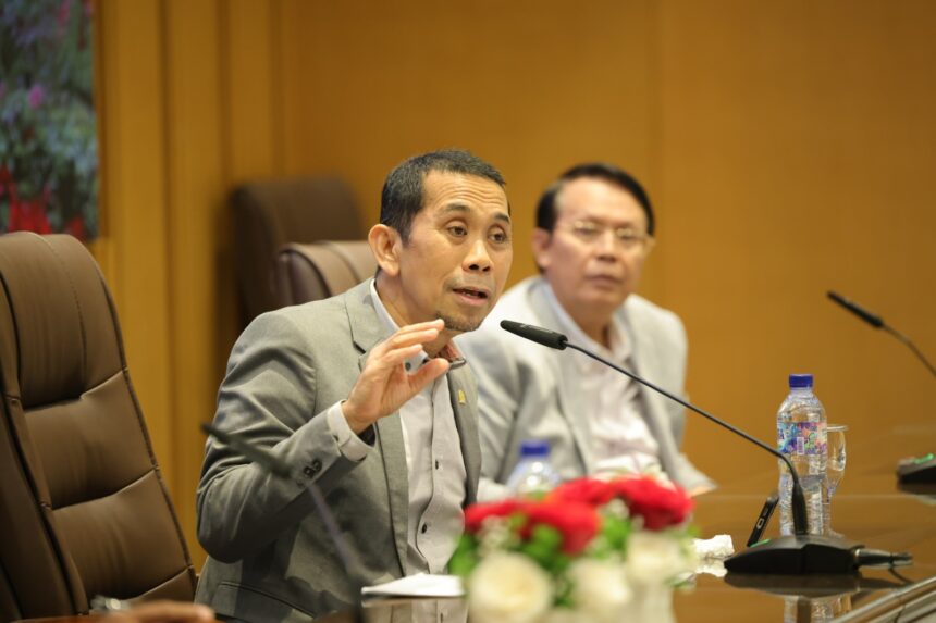 Anggota Komisi XI DPR RI Kamrussamad dalam diskusi Dialektika Demokrasi bertema Peran DPR dalam M20260709155534