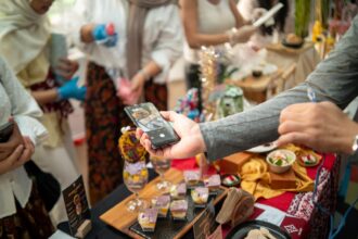 Jakarta Dessert Week (JDW), festival dessert terbesar di Indonesia, secara resmi mengumumkan "Dangdut" sebagai tema utama penyelenggaraan Jakarta Dessert Week 2026 yang akan berlangsung pada 24 Agustus hingga 13 September 2026. (istimewa/dok. JDW).