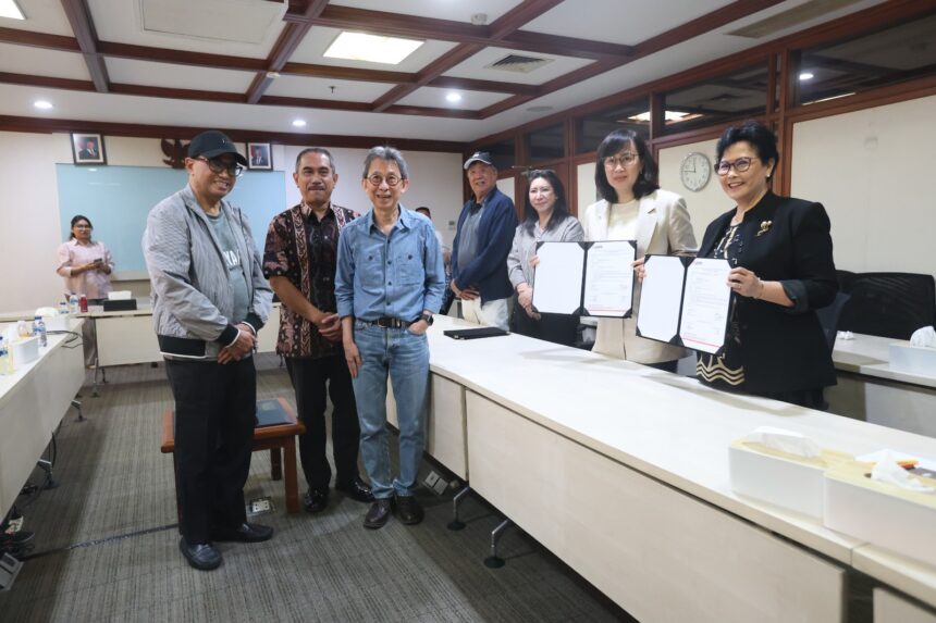 Susy Susanti Gantikan Rudy Hartono di PB Jaya Raya. Foto/ebe