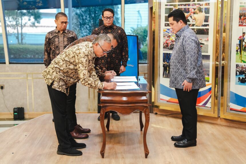 Erick Thohir Lantik Sesmenpora dan Deputi Pengembangan Industri Olahraga
