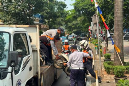 PARKIR LIAR DISHUB