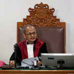 Sidang Praperadilan Lodewyk Pusung. Foto: ipol.id