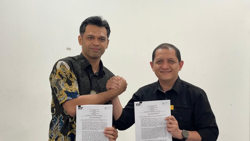PT Pesonna Optima Jasa (POJ), perusahaan cucu dari Pegadaian jalin kolaborasi dengan PT Trans Optima Perkasa (TOP) guna memperluas akses kepemilikan dan penyewaan kendaraan bagi mitra pengemudi layanan ride-hailing. Foto: Ist