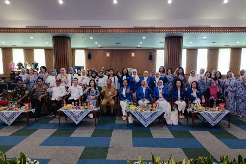 BPJS Ketenagakerjaan Kantor Cabang Jakarta Kelapa Gading perkuat sinergi dengan IWAPI Jakarta Utara melalui kegiatan sosialisasi Program Jaminan Sosial Ketenagakerjaan. Foto: Ist