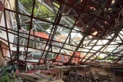 Kondisi SDN Kebayoran Lama Selatan 09, Kebayoran Lama, Jakarta Selatan, yang rusak parah, Selasa (21/7/2026). Foto: Ist