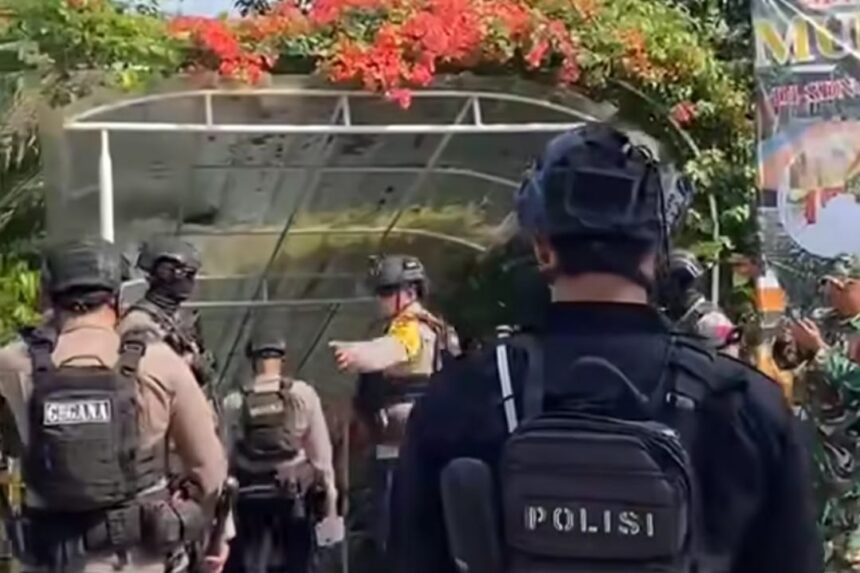 Teror ancaman bom menggegerkan hari pertama MPLS di SDN Srengseng Sawah 15 Pagi, Jagakarsa, Jakarta Selatan, Senin (13/7/2026). Foto: Tangkap layar IG @ulujamitv